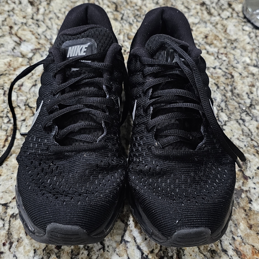 Nike Air Maxx - image 2